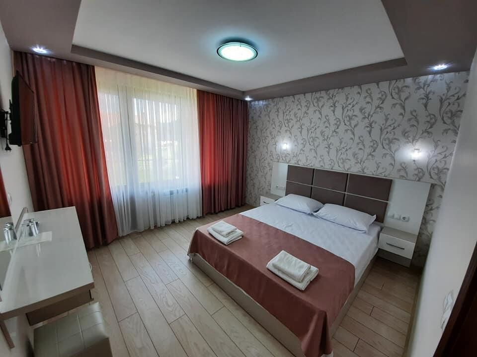 Отель Hotel Perla Доспат-48